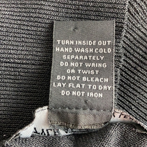 LifeStyle Attitude by Larry Levine Black Knit Top - Picture 5 of 7